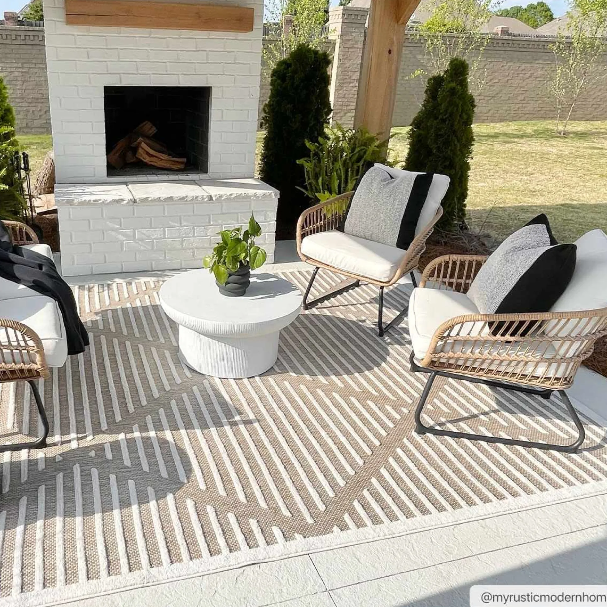 Anah Cream Outdoor Rug