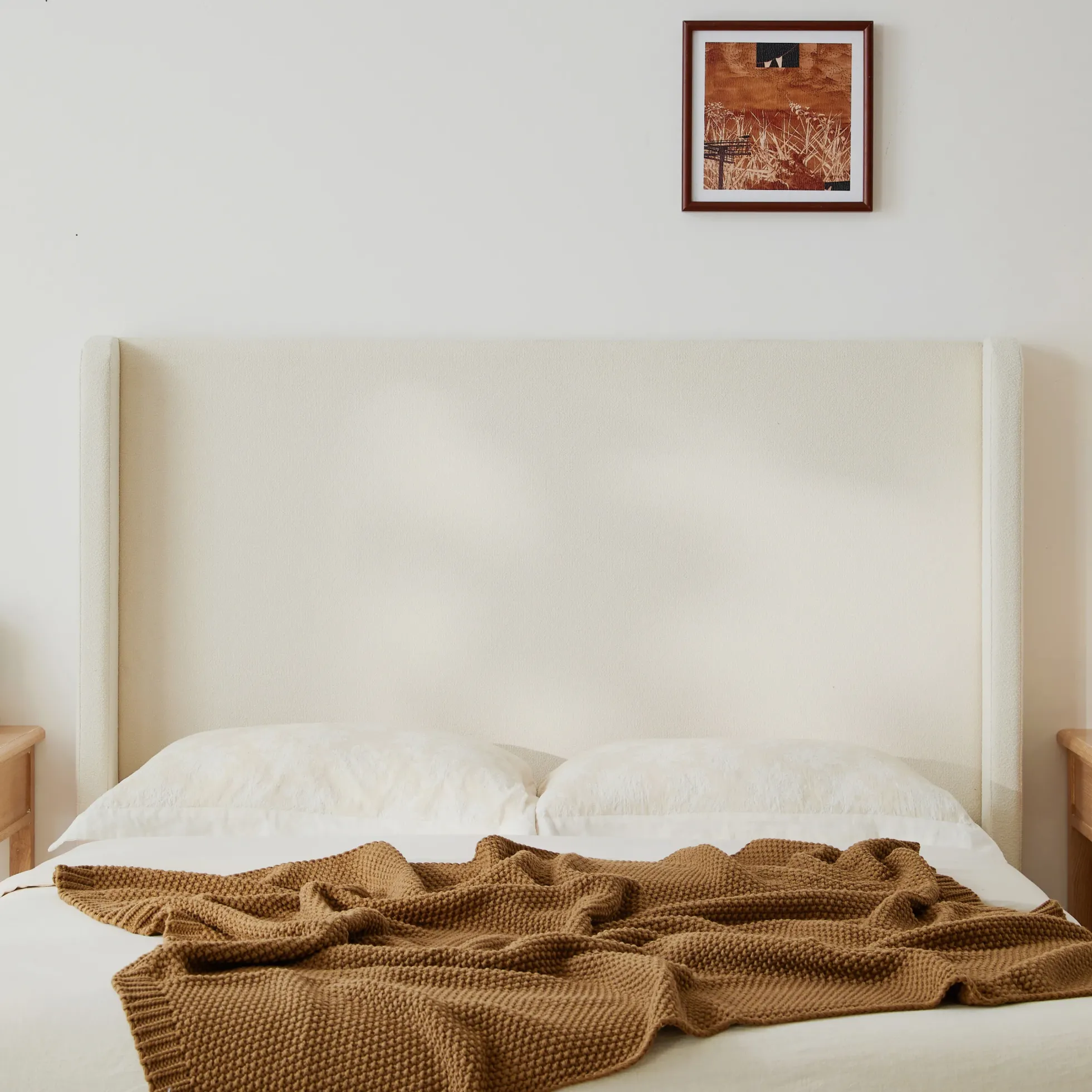 Carmen 52.3' Upholstered Wingback King Bedframe