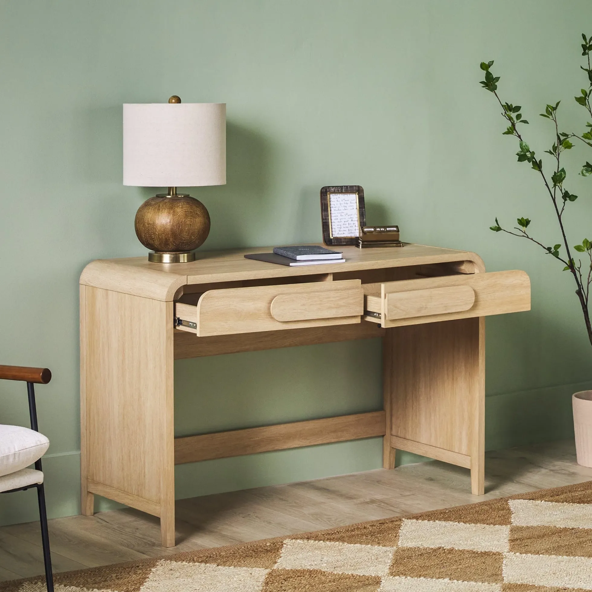 Chantelle Modern Curved Writing Desk