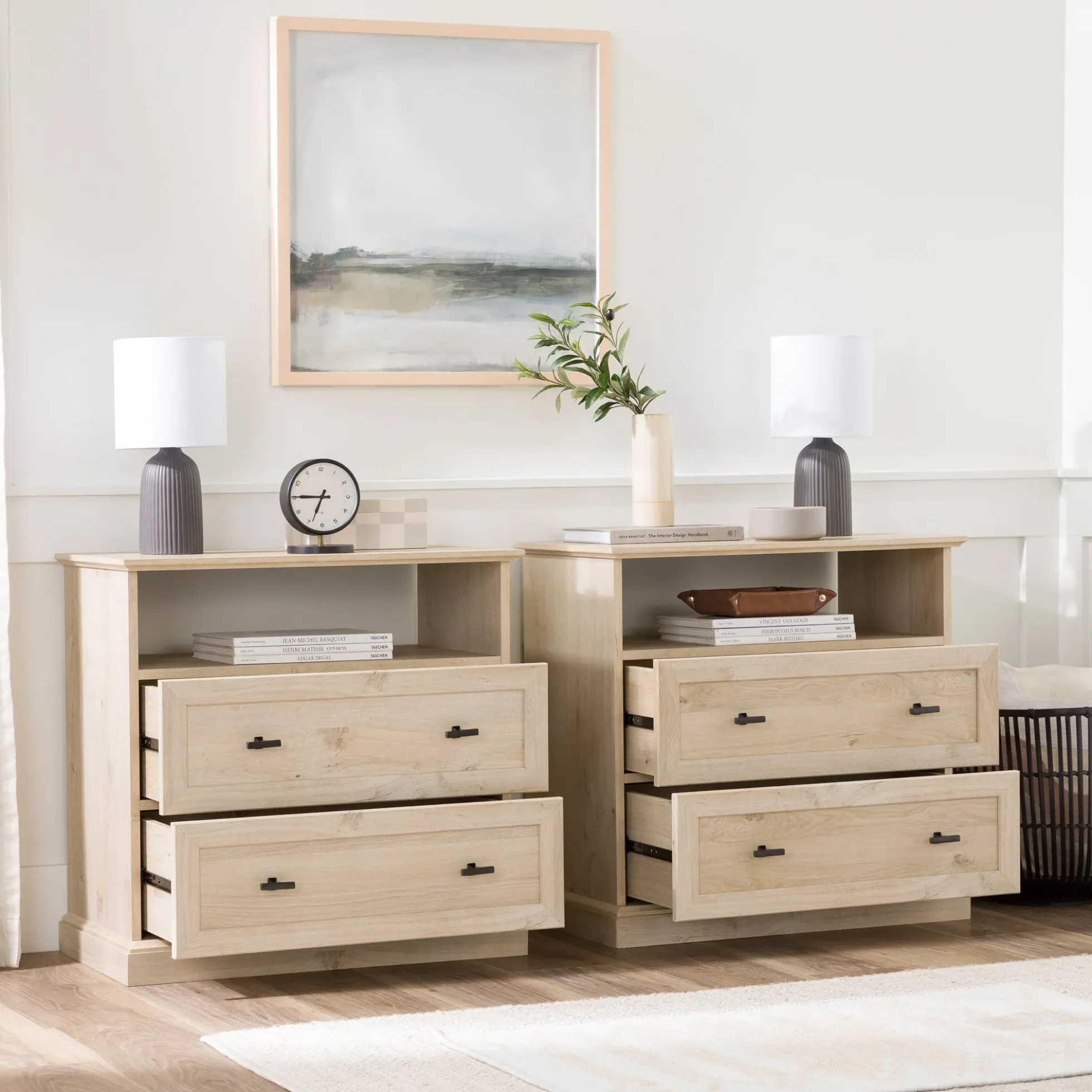 Clyde Classic 2-Drawer Nightstand / Side Table