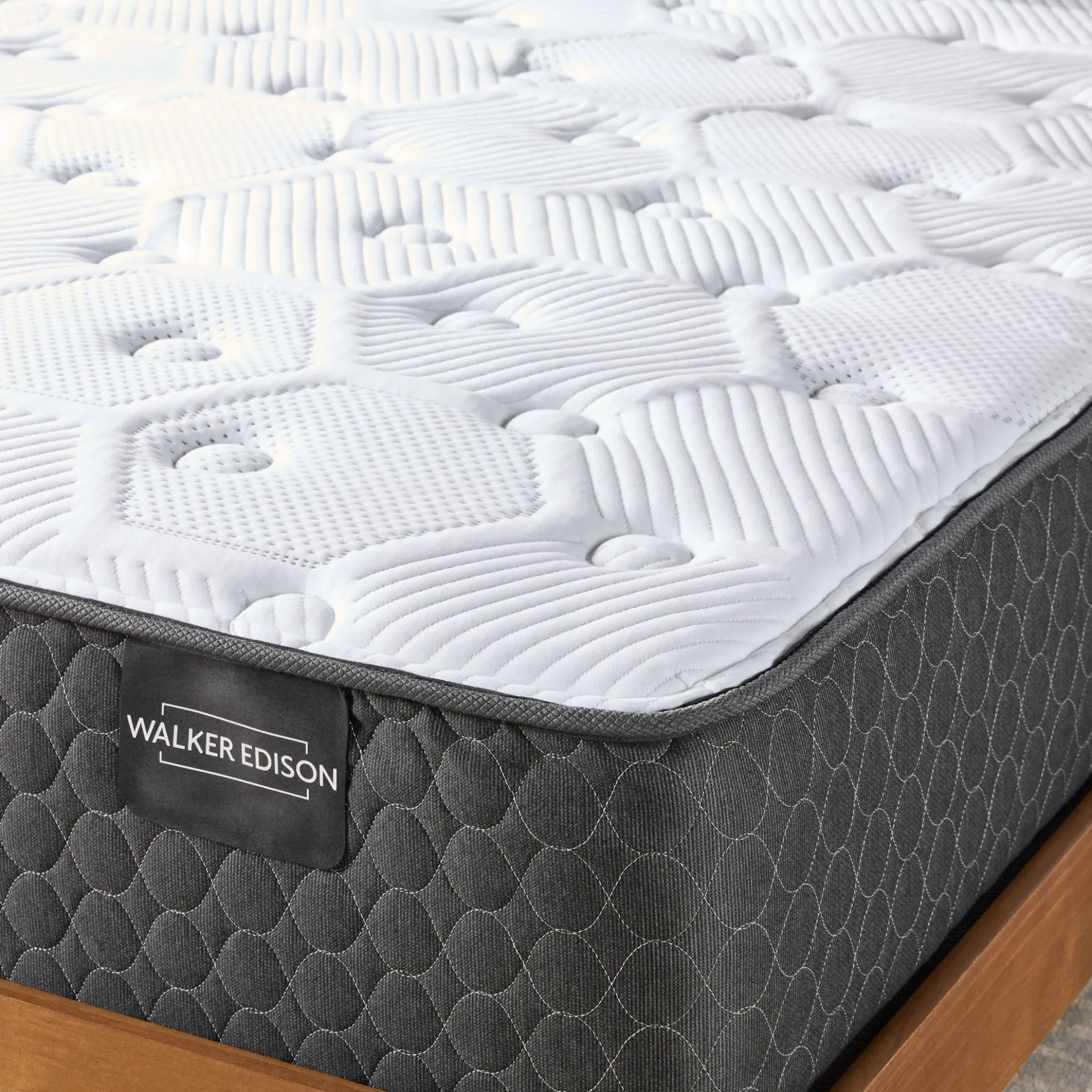 Essential WE Original Plush Mattress