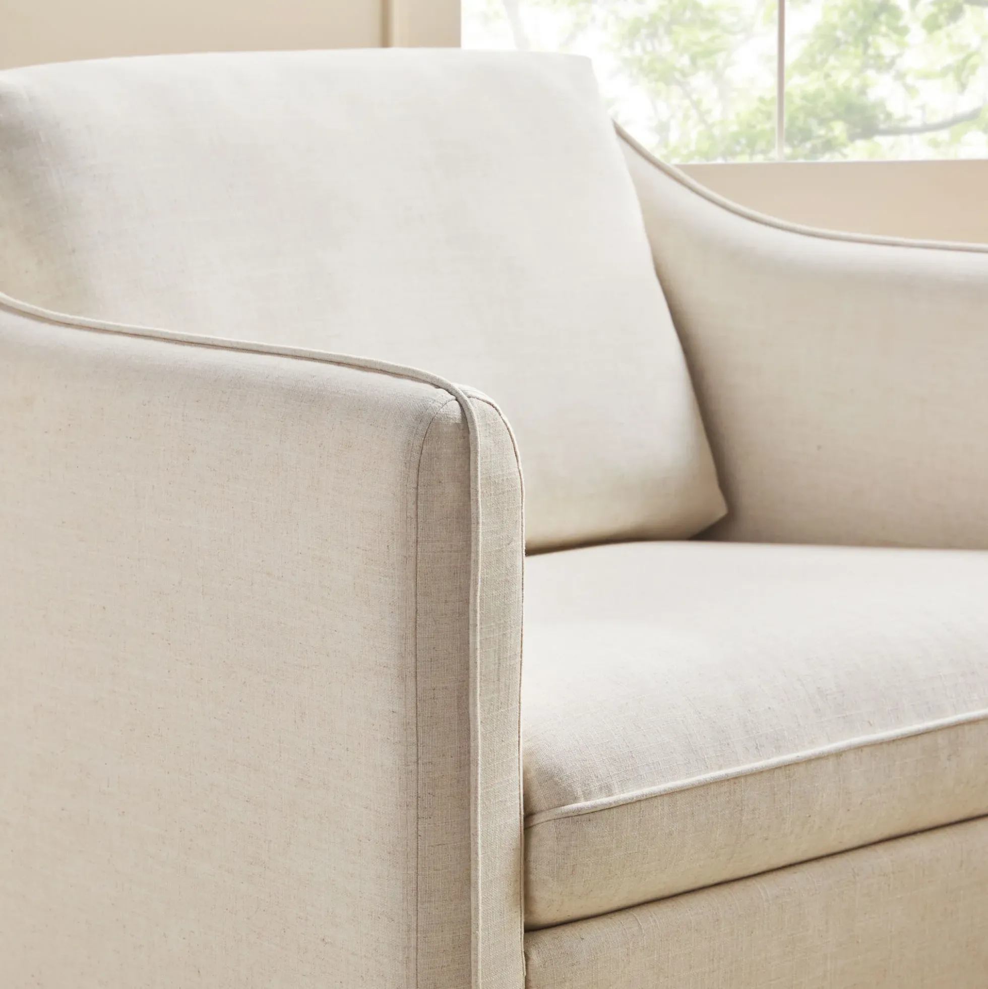 Nash Modern Farmhouse Linen Swivel Accent Chairs, Set of 2
