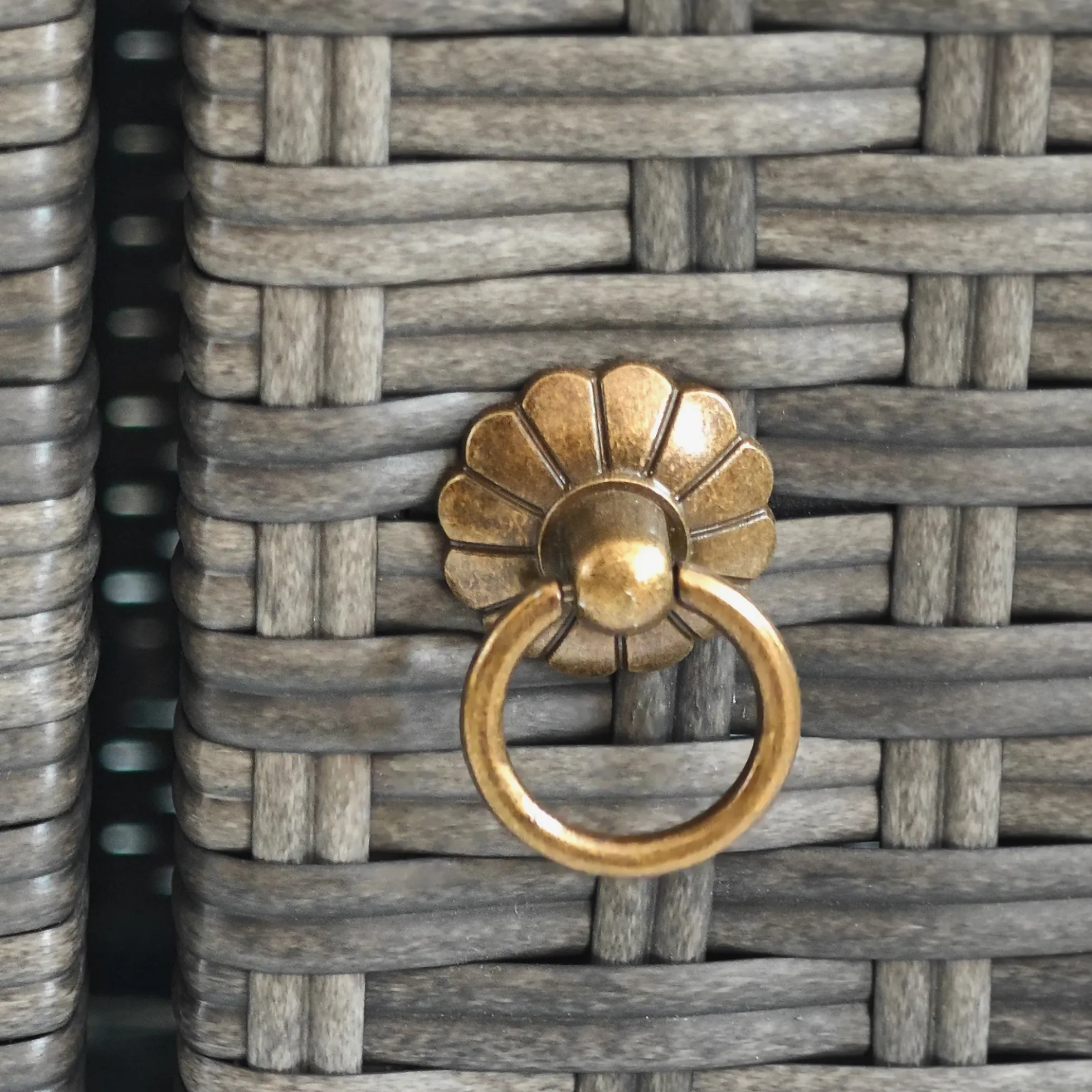 Outdoor Wicker Towel Rack Cabinet Storage with Drawer