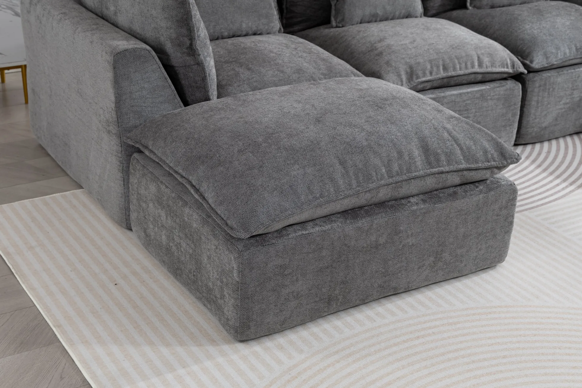 Oversized Cloud Modular 129.8"in Sectional Sofa