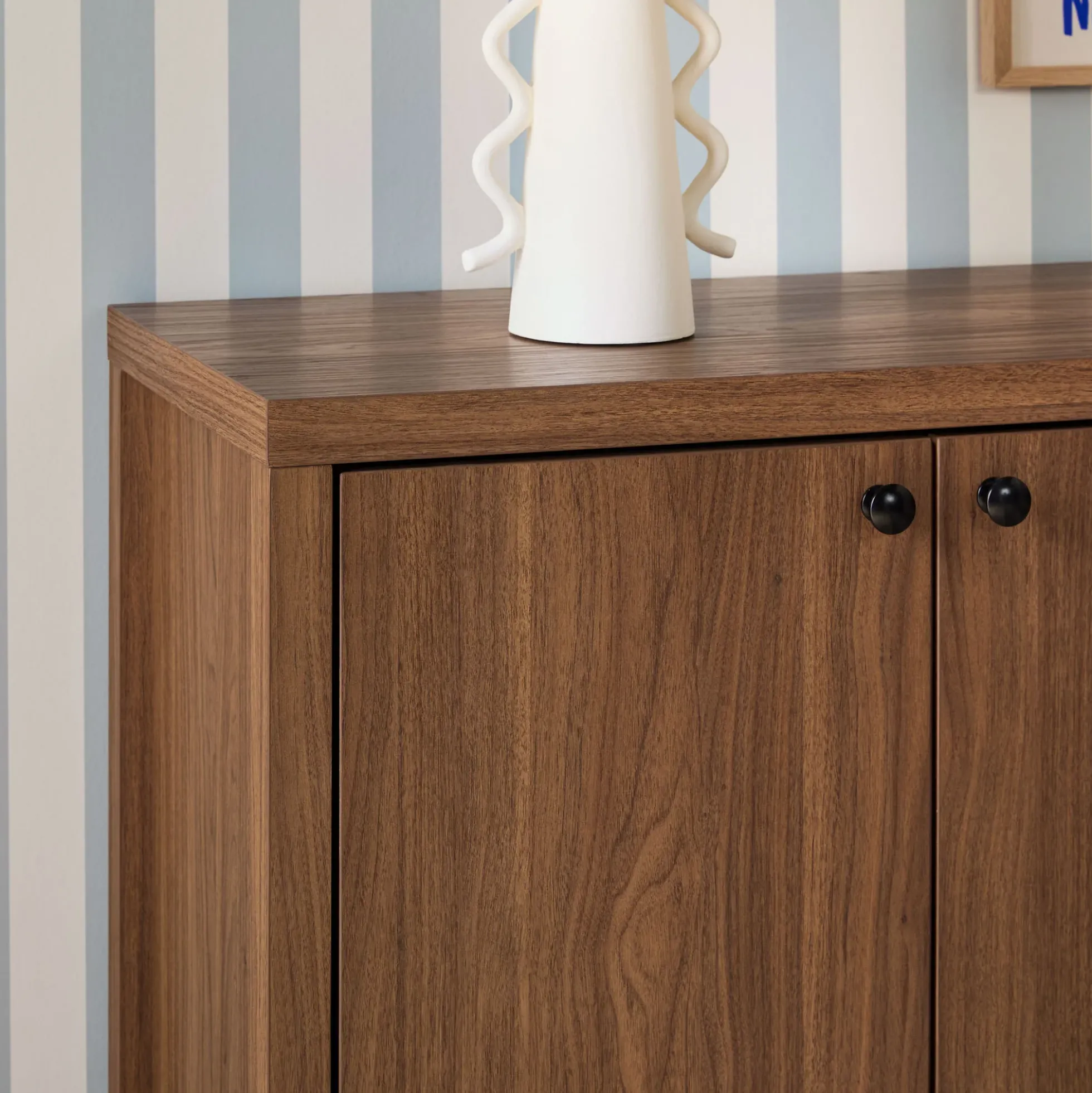 Paisley 60" Modern Scalloped Easy Assembly Sideboard /TV Stand