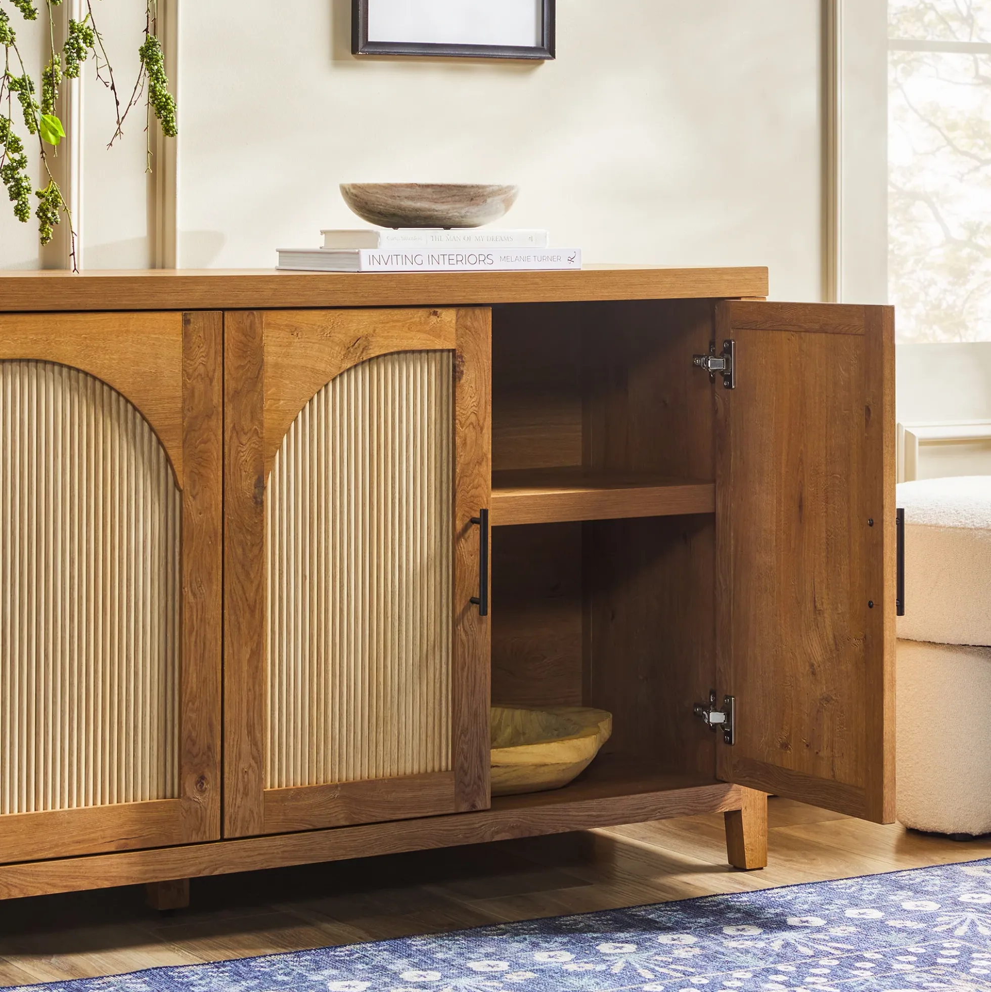 Sasha Modern Reeded Sideboard / TV Stand