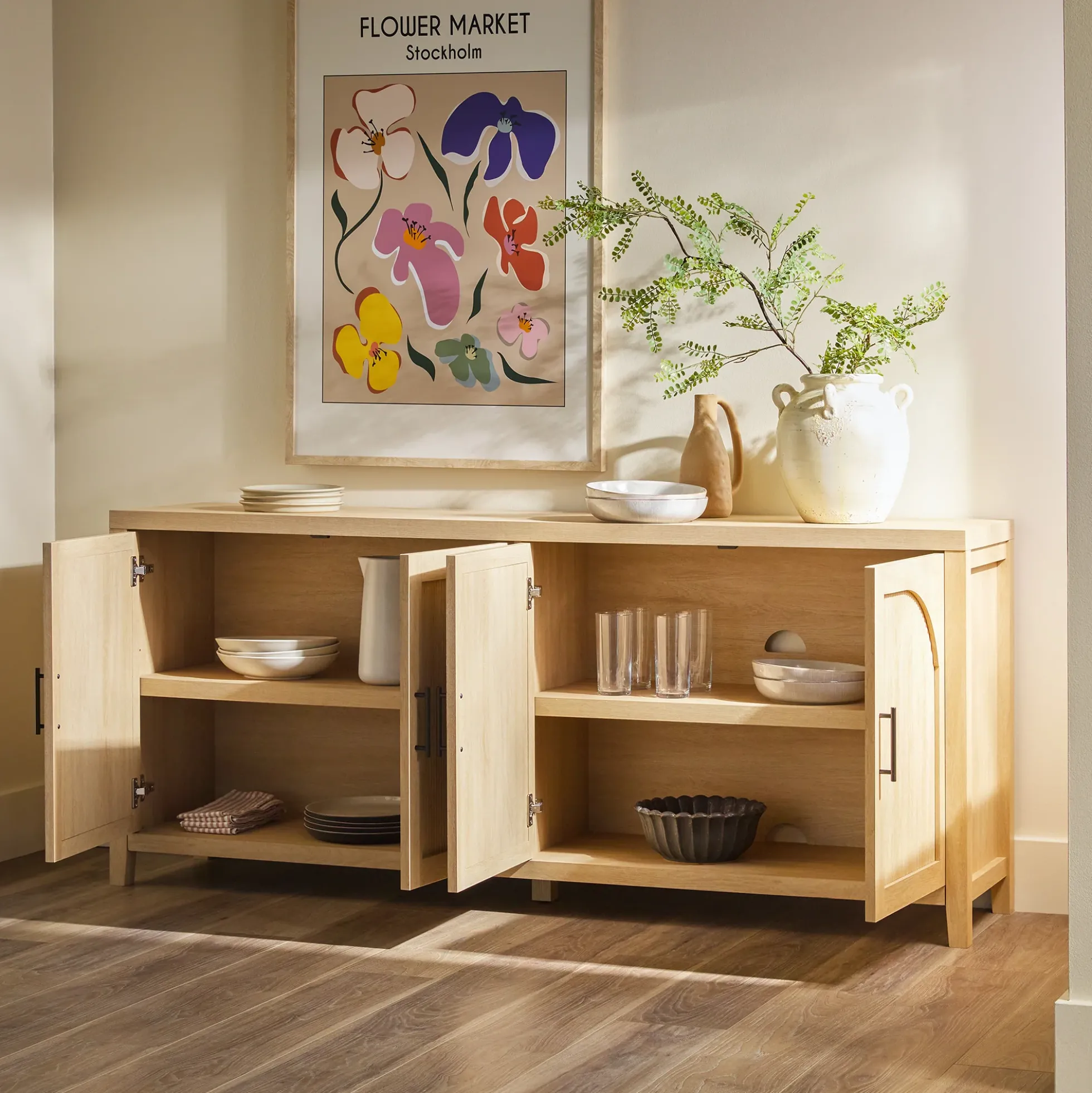 Sasha Modern Reeded Sideboard / TV Stand