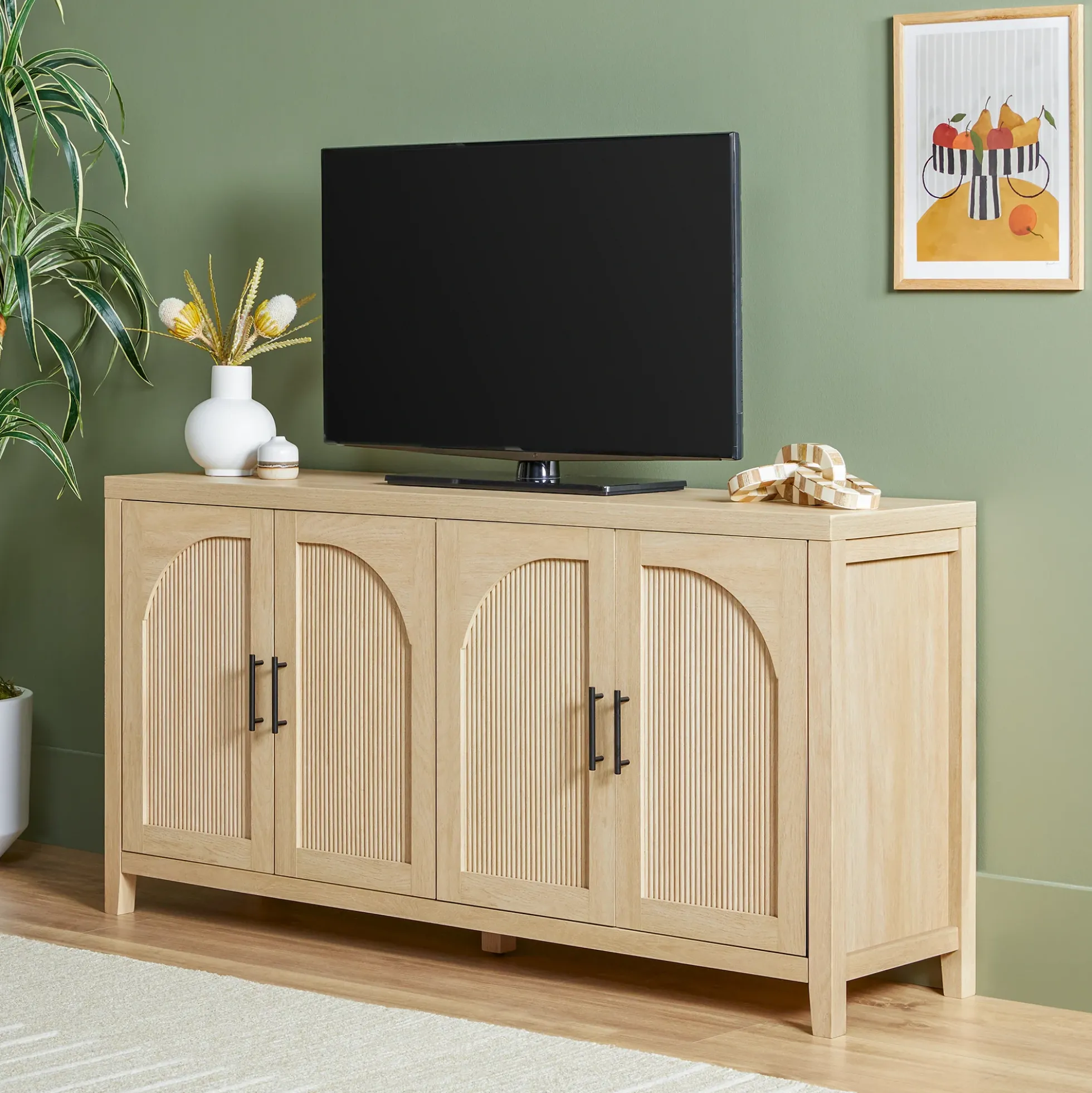 Sasha Modern Reeded Sideboard / TV Stand