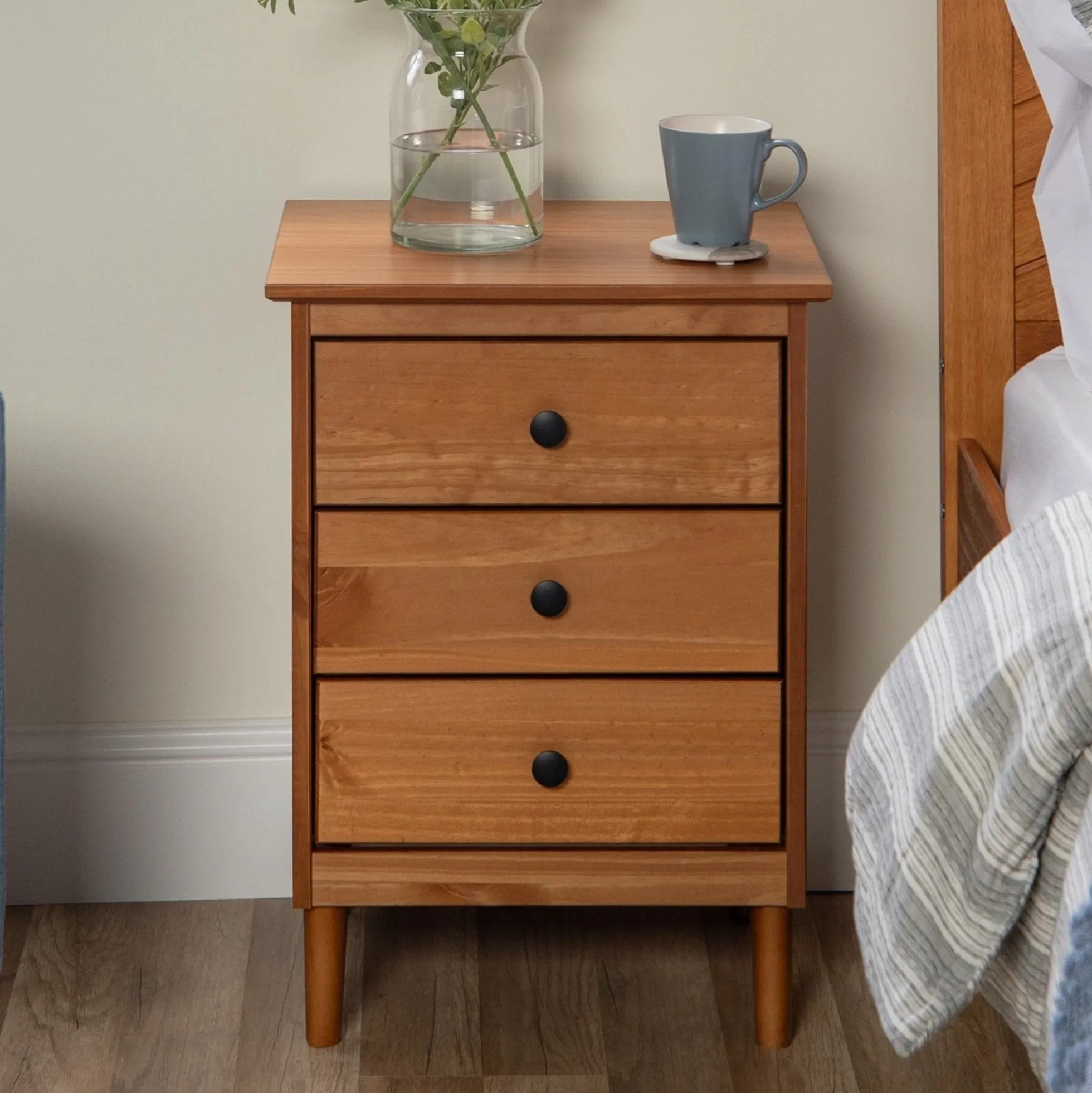 Spencer Solid Transitional Wood Nightstand