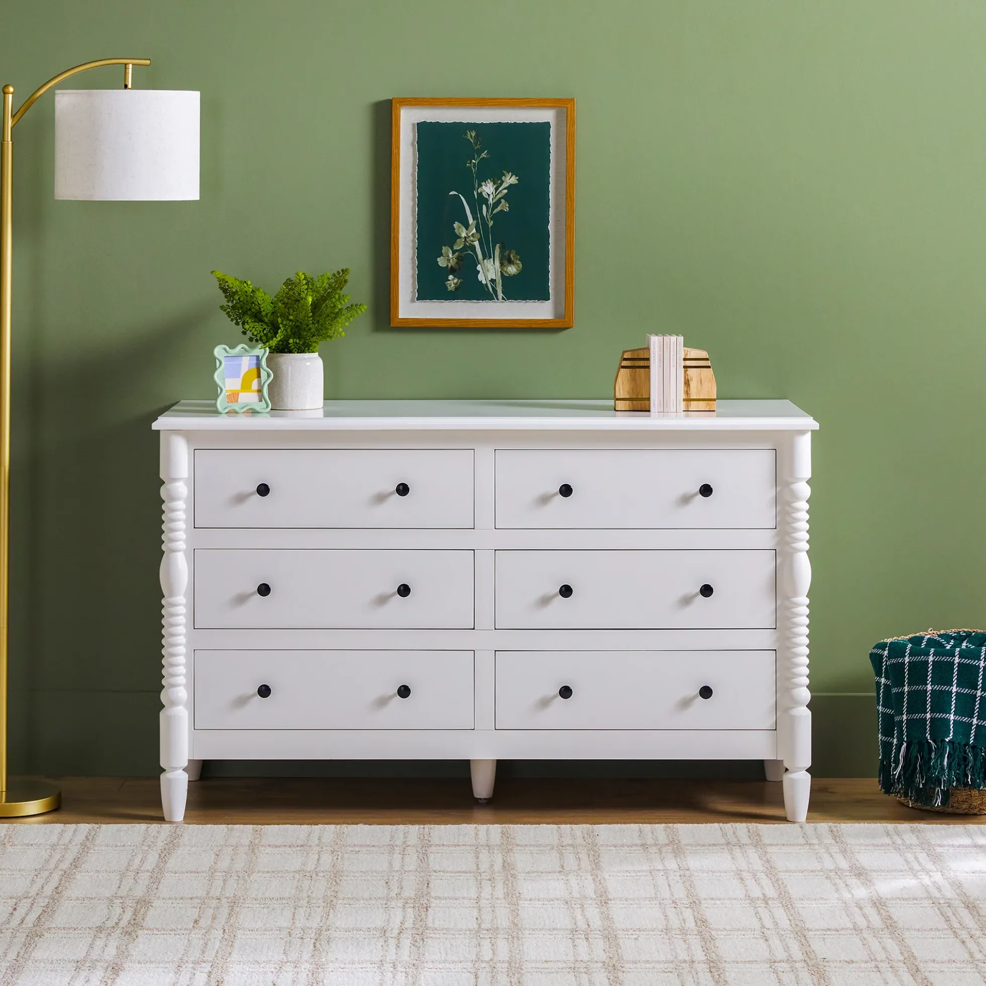Traditional Vivienne 6-Drawer Easy Assembly Solid Wood Dresser