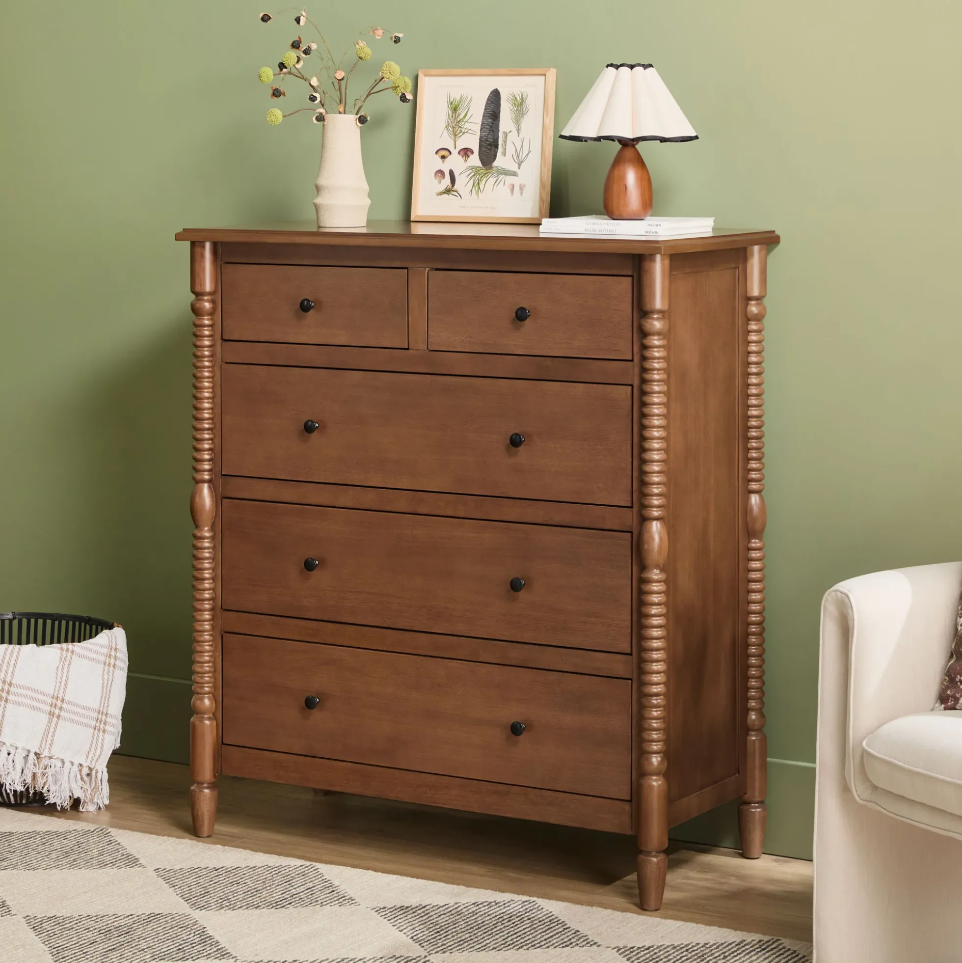 Traditional Vivienne 5-Drawer Easy Assembly Solid Wood Dresser