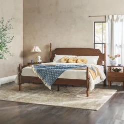 Traditional Vivienne Easy Assembly Solid Wood Bed