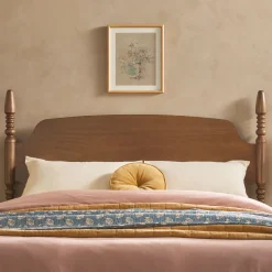 Traditional Vivienne Easy Assembly Solid Wood Bed