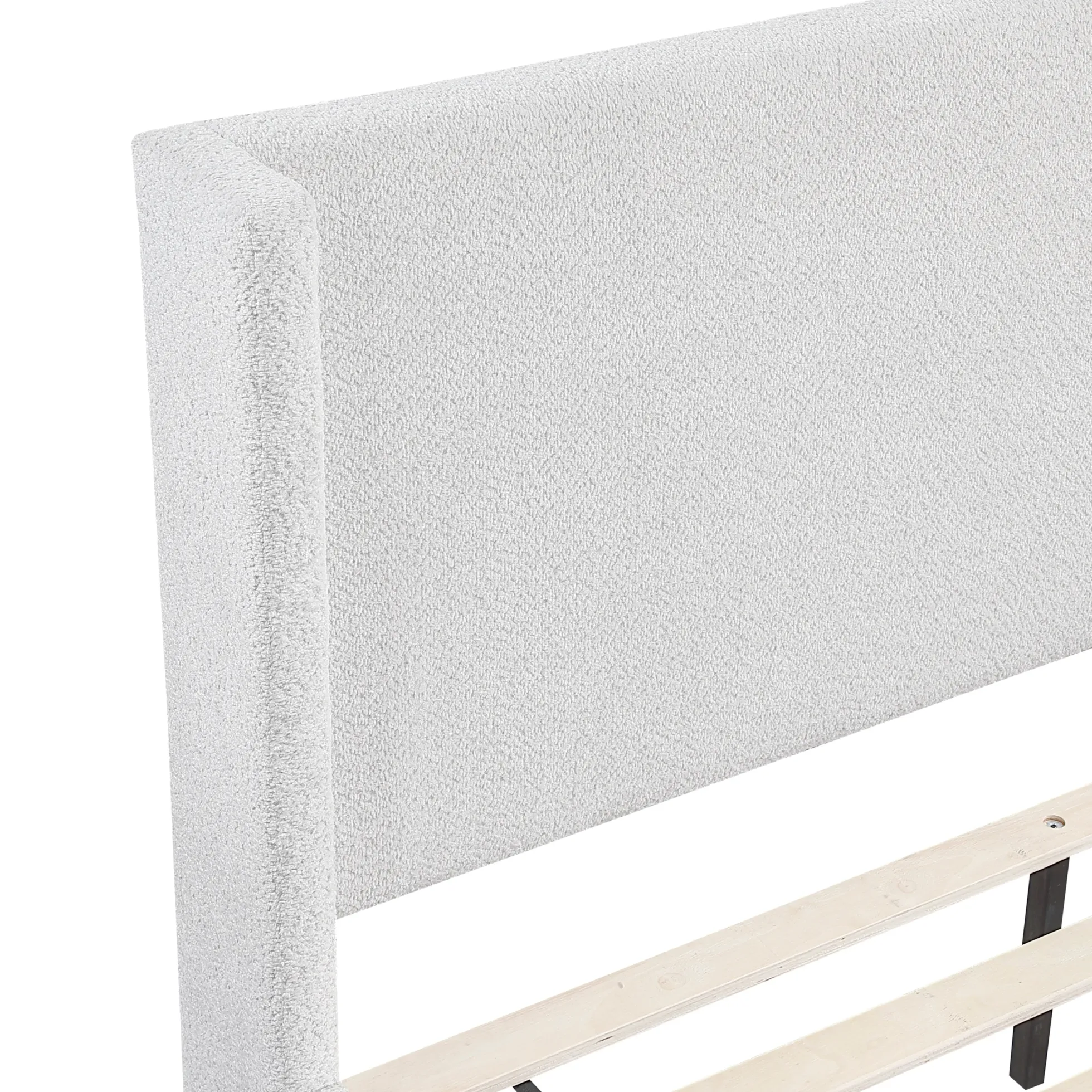 Walker Edison | Elegant Wingback Headboard Queen Platform Bed