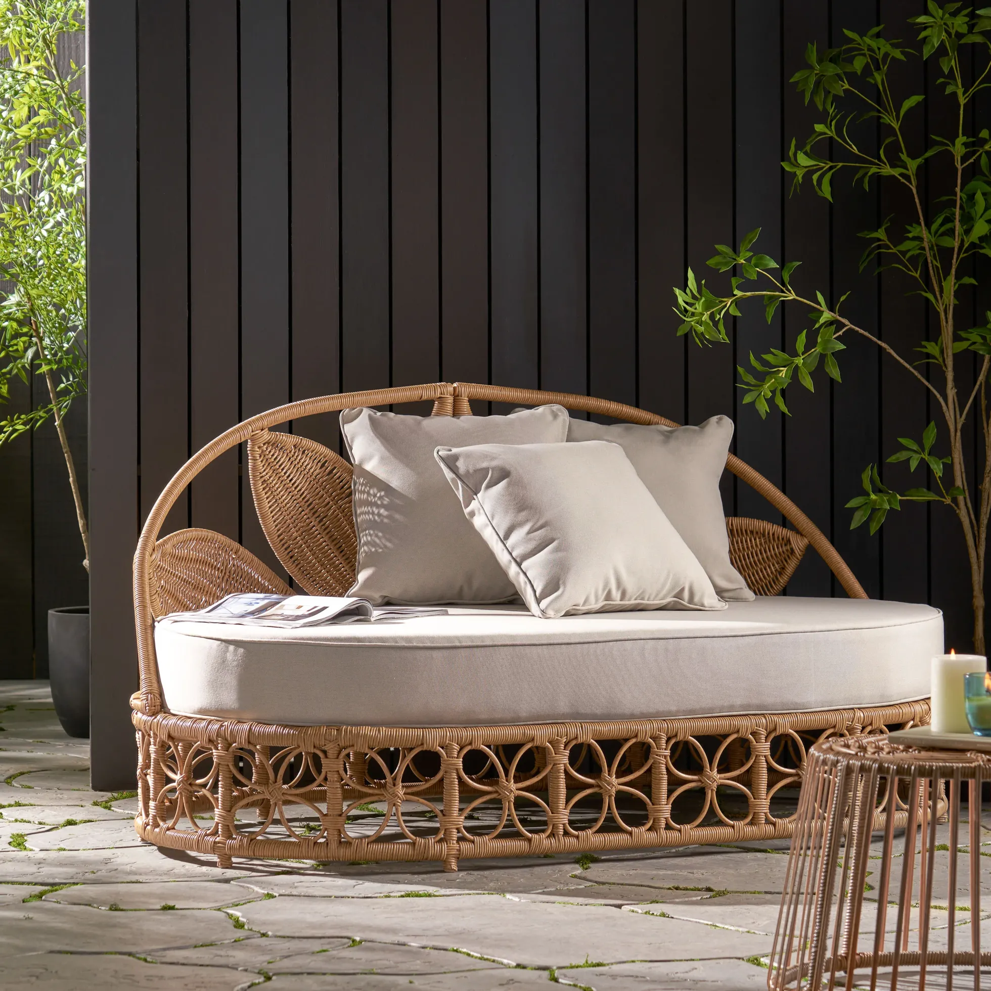 Walker Edison | Outdoor Wicker Daybed With Pillows