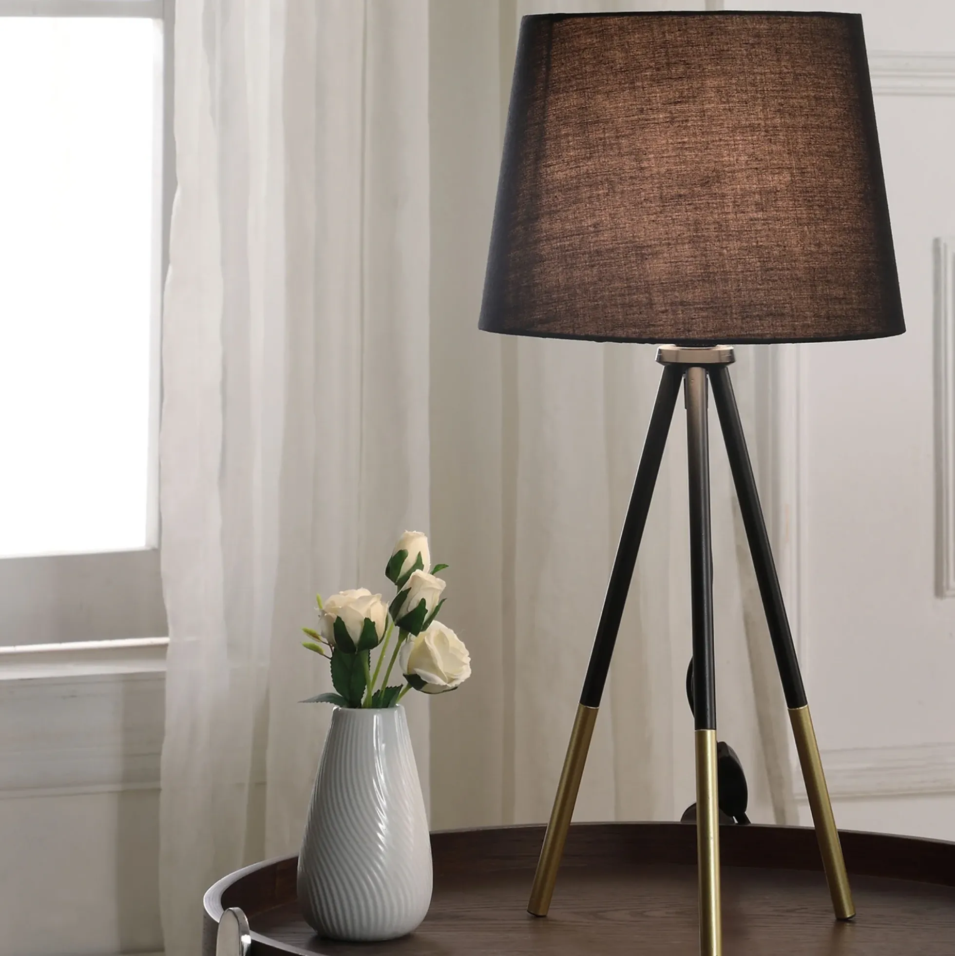 Walker Edison | Tripod Leg Metal Table Lamp