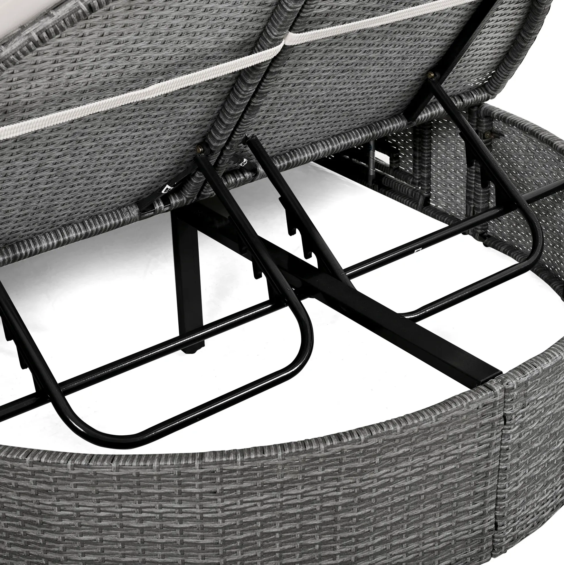 Wicker Outdoor Sun Bed Patio 2-Person Daybed with Cushions and Pillows